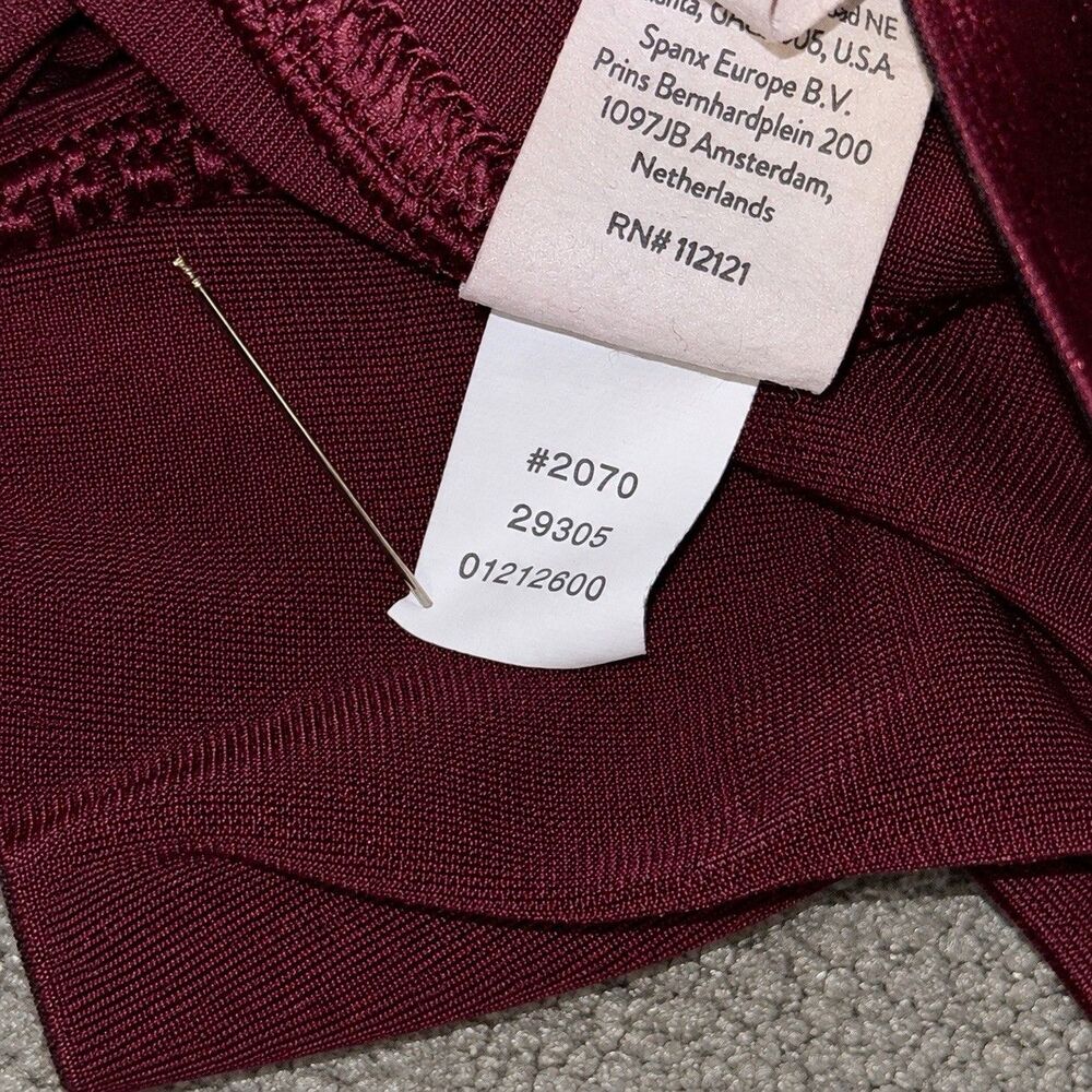 SPANX Ready-To-Wow Velvet Leggings Women L Rich Burgundy High Rise 2070 - Picture 8 of 8